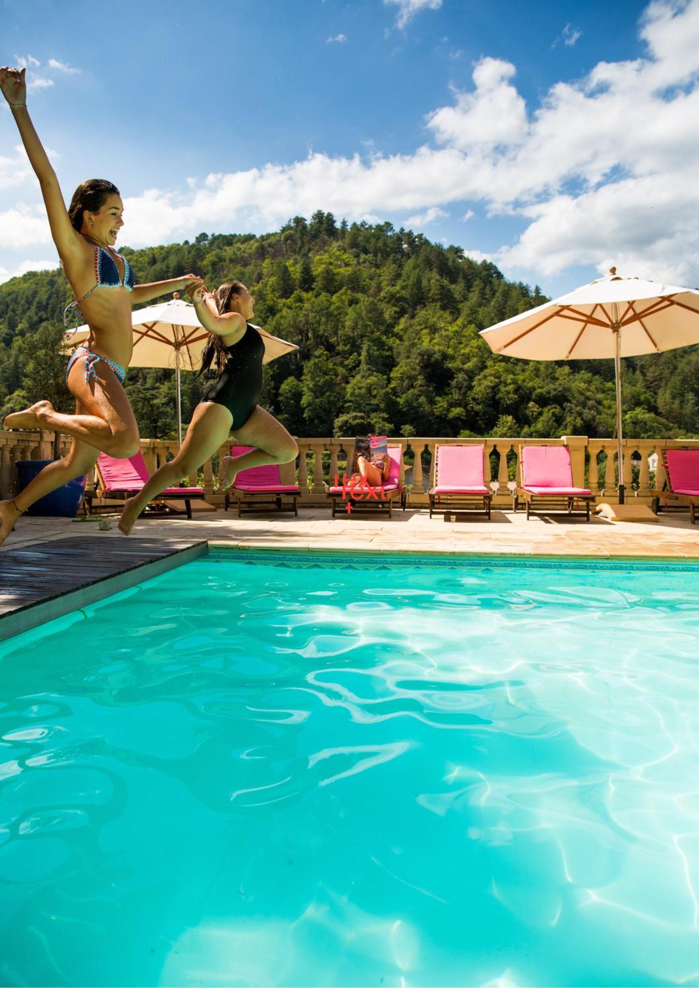 Villa Aimee Luxury Apartments With Heated Pool Vals-les-Bains Exteriér fotografie